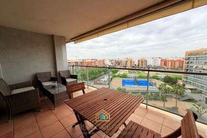 Wohnung in Valencia. 