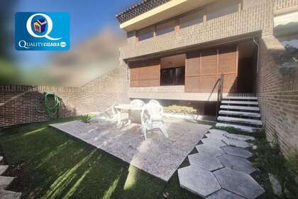 Таунхаус Продажа в San Juan de Alicante/Sant Joan d´Alacant. 