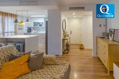 Апартаменты Продажа в Playa de San Juan, Alicante. 