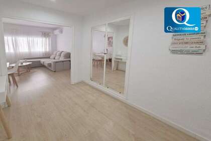 Апартаменты Продажа в Campello (el), Alicante. 