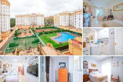 Flat for sale in Sevilla. 