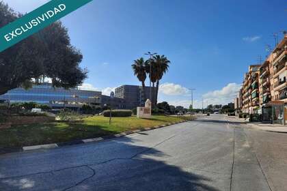 Commercial premise for sale in Paterna, Valencia. 