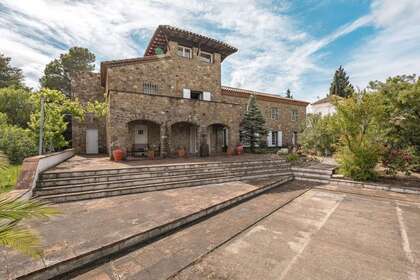 Casa venta en Cabanelles, Girona. 