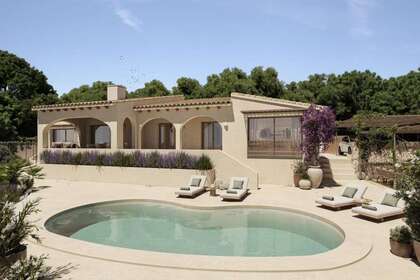 House for sale in Benissa, Alicante. 
