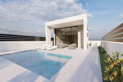 House for sale in Torrevieja, Alicante. 