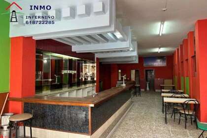 Handelspanden verkoop in Ferrol, La Coruña (A Coruña). 