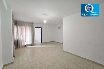 Flats verkoop in Agost, Alicante. 