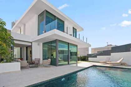 House for sale in Benidorm, Alicante. 