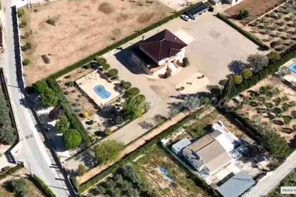 House for sale in Yecla, Murcia. 