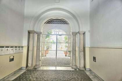 Flat in Sevilla. 