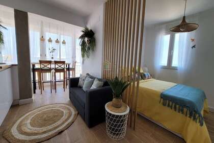 Studio for sale in Sueca, Valencia. 