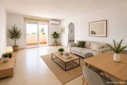平 出售 进入 San luis de sabinillas, Málaga. 