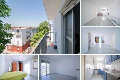 Flat for sale in Utrera, La Campiña, Sevilla. 