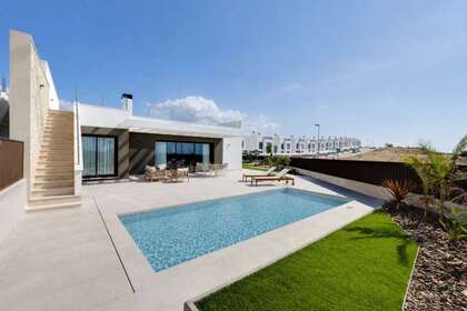 Chalet Adosado venta en Mutxamel/Muchamiel, Alicante. 