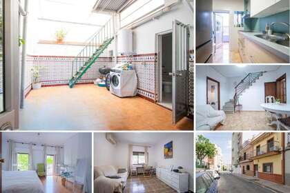 House for sale in Sevilla. 