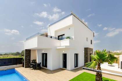 Huizen verkoop in Jacarilla, Alicante. 