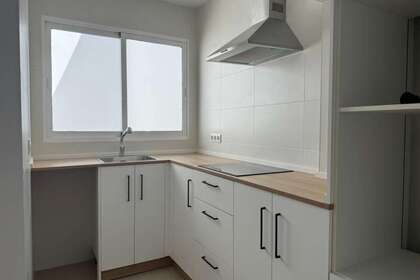 Chalet Adosado venta en Pinoso, Alicante. 