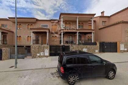 Casa Cluster venda em Toledo. 