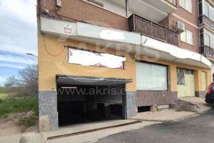 Premissa comercial venda em Navas del Rey, Madrid. 