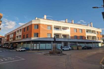 Premissa comercial venda em Mora, Toledo. 