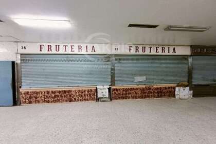 Commercial premise for sale in Fuensalida, Toledo. 