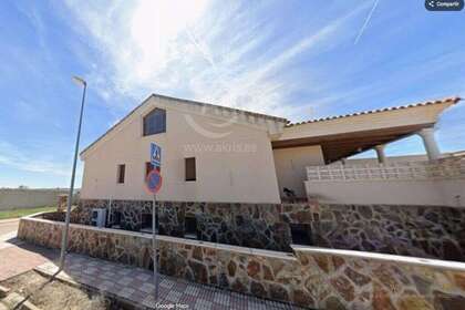 House for sale in Sonseca, Toledo. 