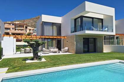 Дом Продажа в Finestrat, Alicante. 