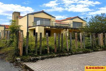 Casa venta en Hazas de Cesto, Cantabria. 