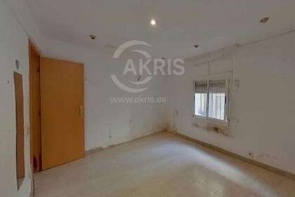 Flat for sale in Badalona, Barcelona. 