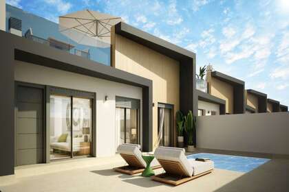 Cluster house for sale in Avileses, Murcia. 