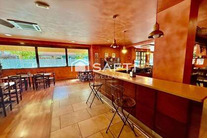 Commercial premise for sale in Valencia de Don Juan, León. 