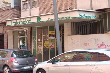 Commercial premise for sale in Valladolid. 