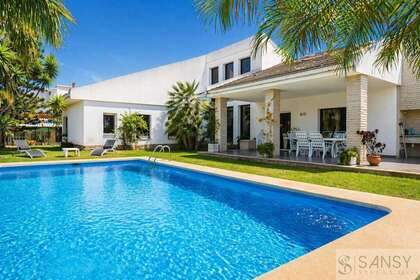 Casa venta en Dénia, Alicante. 