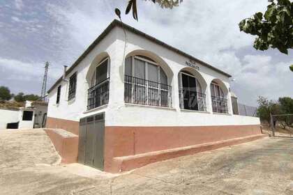 Casa de campo venta en Montealegre del Castillo, Albacete. 