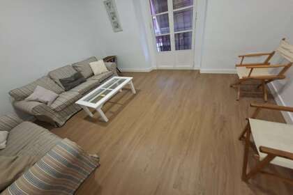 Flat in Sevilla. 