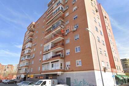 Flat for sale in Fuenlabrada, Madrid. 