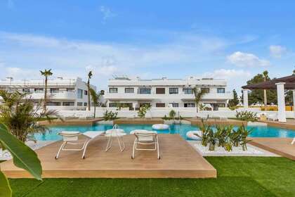 Апартаменты Продажа в Alcazares, Los, Murcia. 