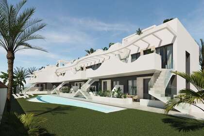 Дом Продажа в Pilar de la Horadada, Alicante. 