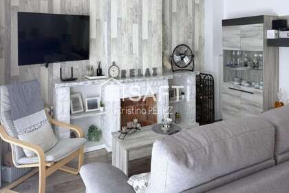 Chalet Adosado venta en Blanes, Girona. 