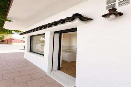 Local comercial venta en Estepona, Málaga. 