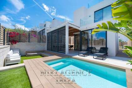 House for sale in San José / Sant Josep de Sa Talaia, Baleares (Illes Balears), Ibiza. 