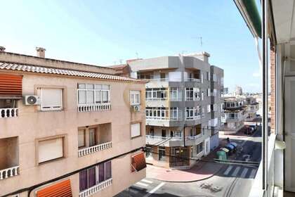 Flat for sale in Torrevieja, Alicante. 