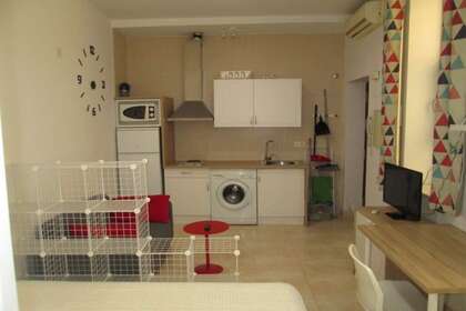 Studio in Sevilla. 
