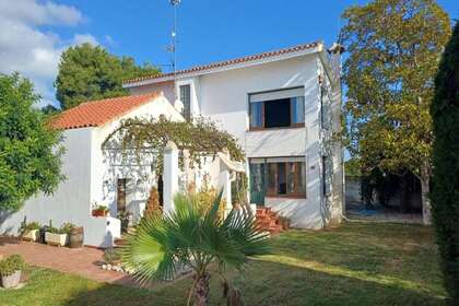 Country house for sale in Vinaròs, Castellón. 