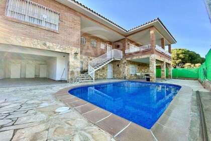 Casa venta en Malgrat de Mar, Barcelona. 