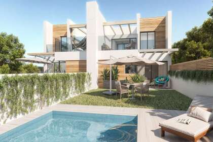 Cluster house for sale in Alfaz del pi / Alfàs del Pi, Alicante. 
