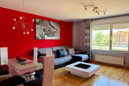 Apartment for sale in Trobajo del Camino, San Andrés del Rabanedo, León. 