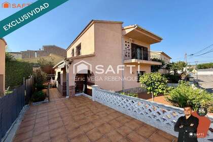 House for sale in Pineda de Mar, Barcelona. 
