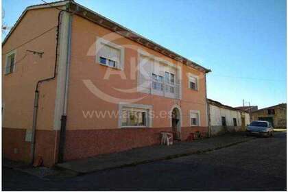 Casa venta en Cabezas de Alambre, Ávila. 