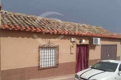House for sale in Quero, Toledo. 
